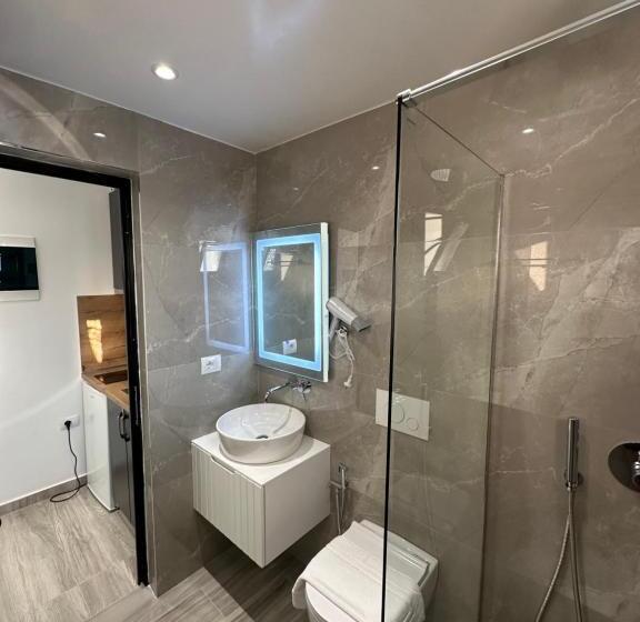 آپارتمان 1 خوابه با بالکن, Io S Apartments