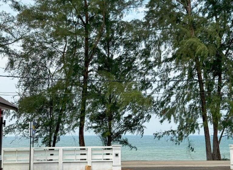 Семейный Номер Вид на Море, Ombak Beach Inn Resort