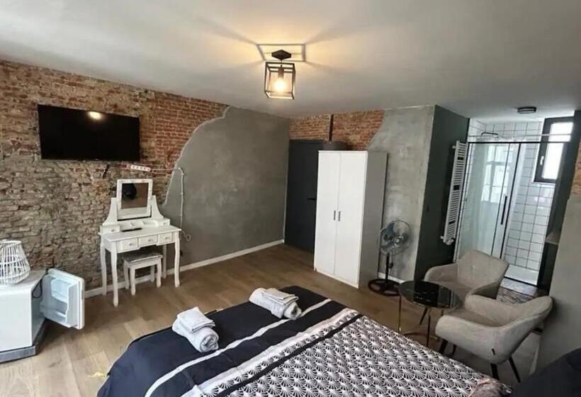 آپارتمان 1 خوابه, Cosy Room In Antwerp City