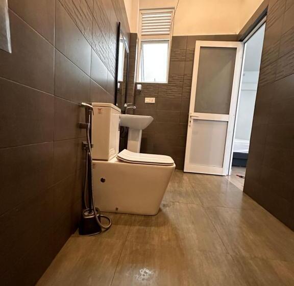 Номер Стандарт Трехместный, Varsity Villa