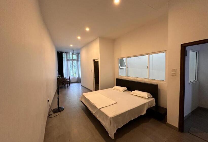 Номер Стандарт Трехместный, Varsity Villa