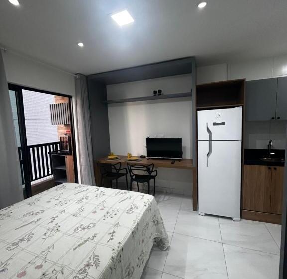 Студио Стандарт с Балконом, Laguna Beach House