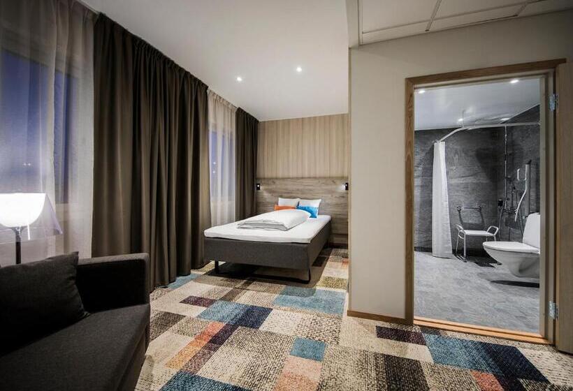 غرفة قياسية لذوى الاحتياجات الخاصة, Arenahotellet I Uppsala
