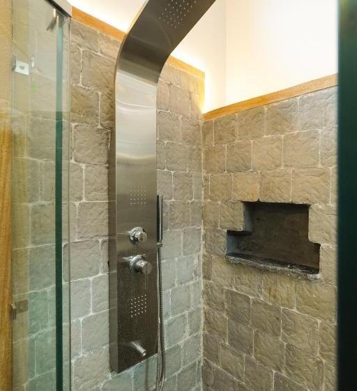 4인용 스탠다드 룸, Aavya Wellness Retreat Center