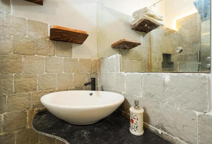 4인용 스탠다드 룸, Aavya Wellness Retreat Center