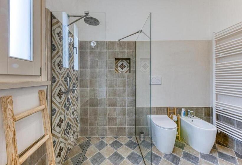 Трехместный Номер Стандарт с Балконом, Il Cielo In Una Stanza B&b