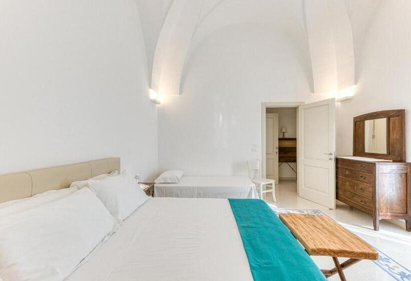 Трехместный Номер Стандарт с Балконом, Il Cielo In Una Stanza B&b