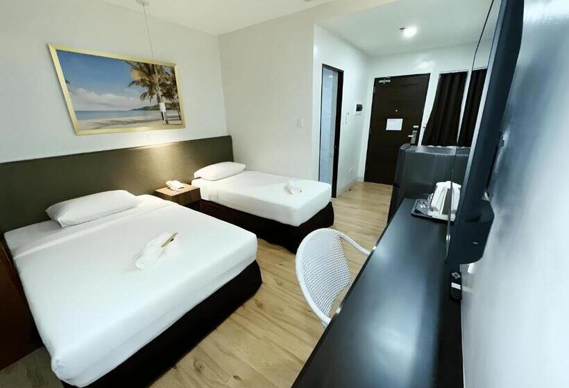 Номер Deluxe, Madison Suites
