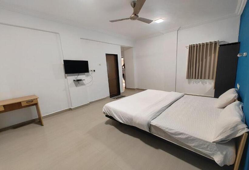 Номер Deluxe, Sai Inn Executive