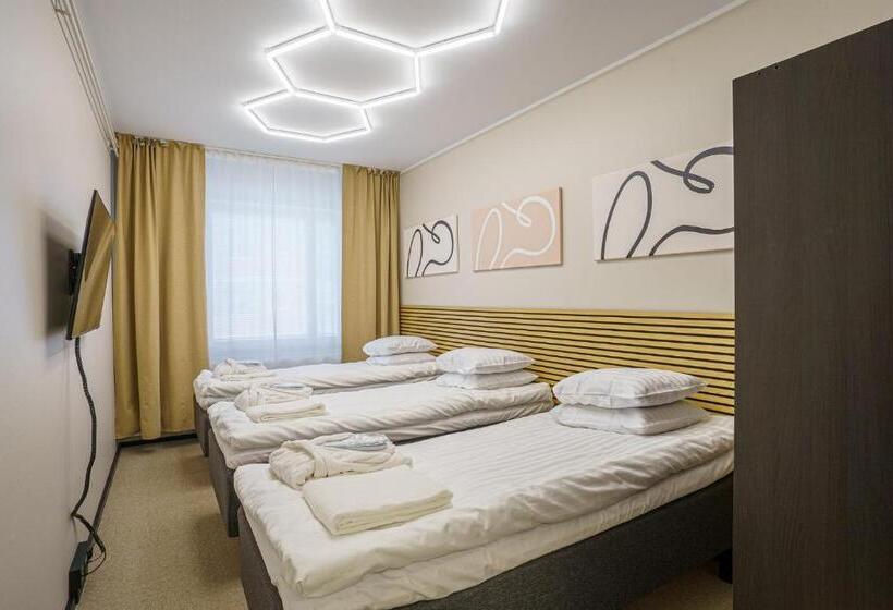 디럭스 트리플 룸, Sawohostel