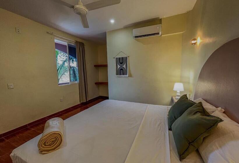 Номер Deluxe Кровать Кинг, Viajero Puerto Escondido Hostel