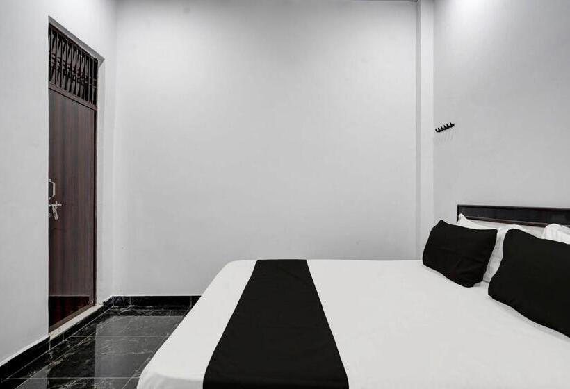 Номер Стандарт, Spot On Hotel Grand