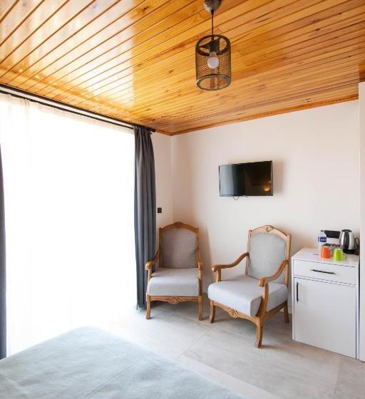 Номер Стандарт с Балконом, Villa Nora Butik Otel Ve Bungalov