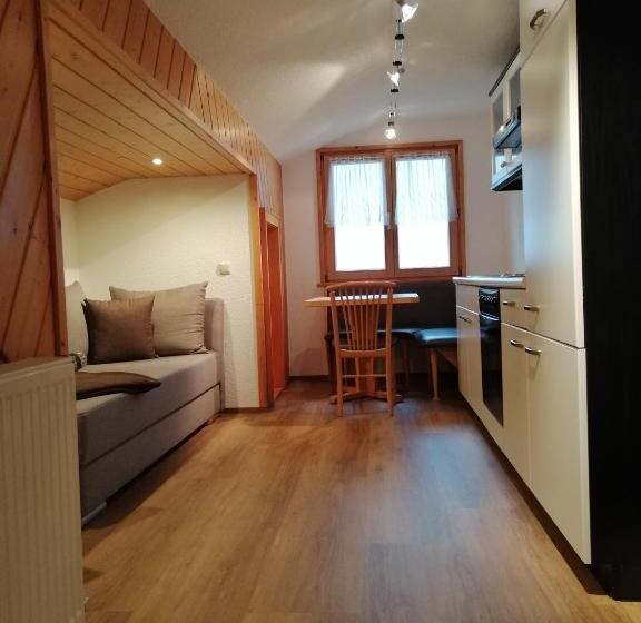Апартаменты 1 Спальня с Балконом, Haus Roswitha
