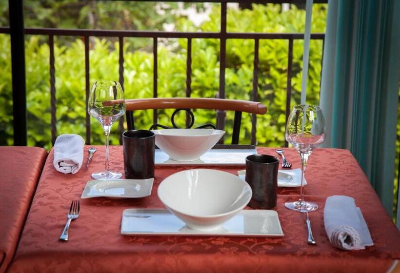Номер Стандарт, Les Loges Du Jardin D Aymeric