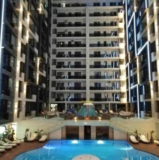 آپارتمان لوکس 1 خوابه, Aparthotel Royal Sea