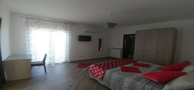 غرفة قياسية رباعية, Villa Aurelio