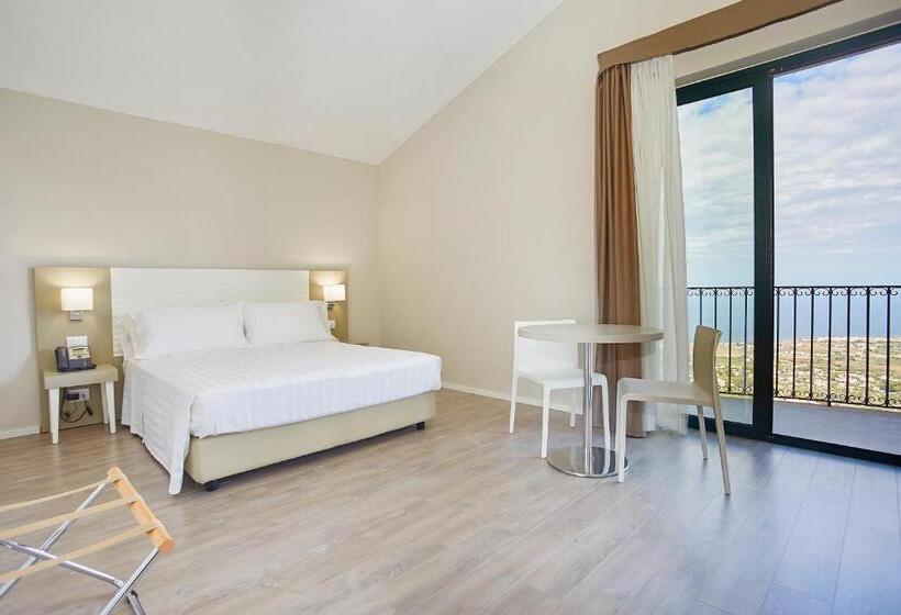اتاق لوکس با بالکن و چشم‌انداز دریا, Venere Di Erice Resort & Spa