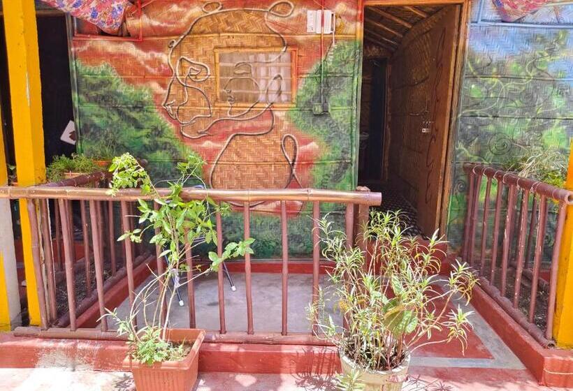 标准间, Temple Side Cottage
