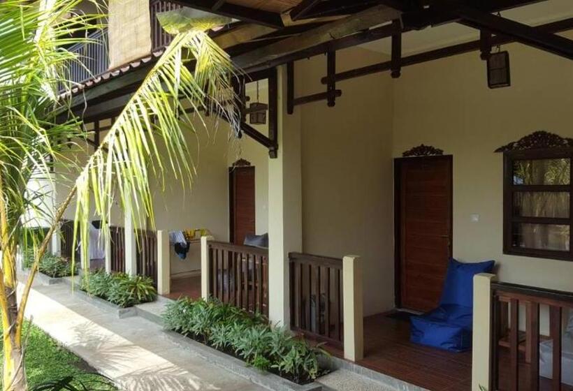 Номер Deluxe с Балконом, Gili Buana