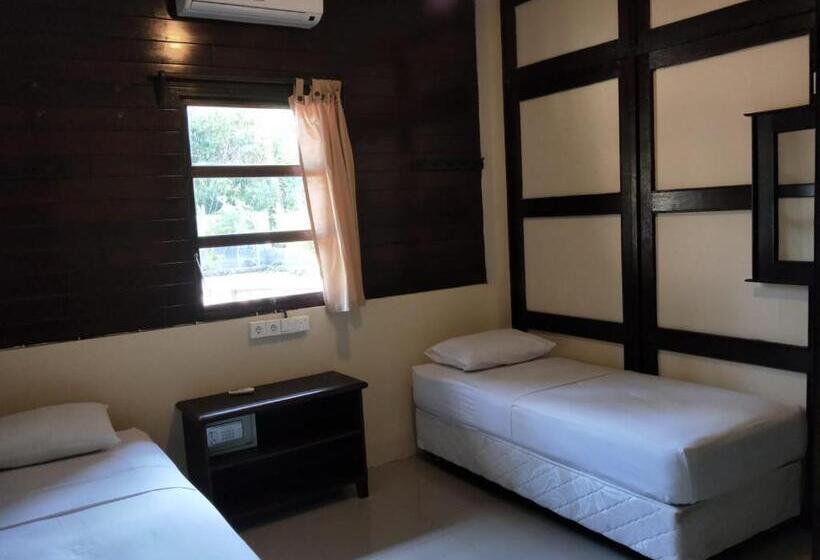 Кровать в Общей Комнате, Gili Buana