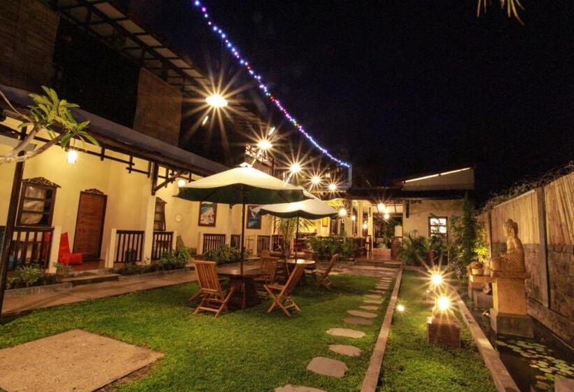 Номер Deluxe с Балконом, Gili Buana