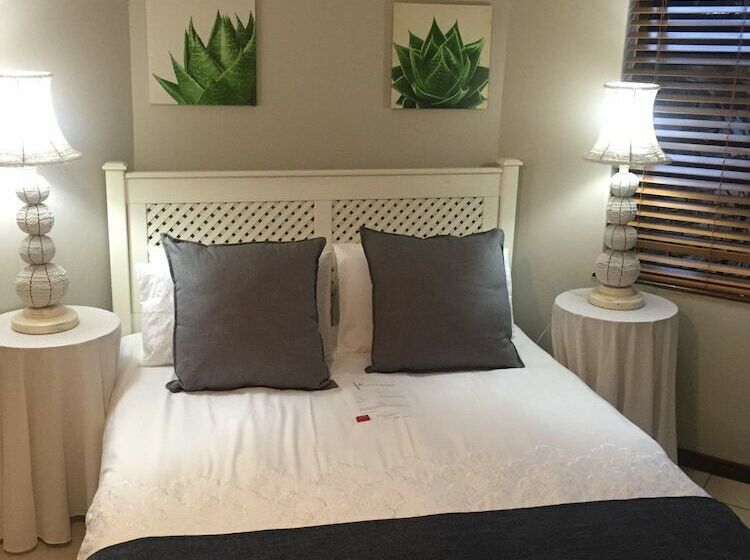 اتاق استاندارد, Faraway Lodge B&b