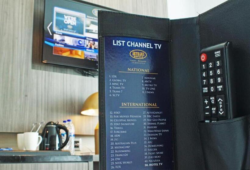 디럭스 룸, Arthama Hotels Makassar