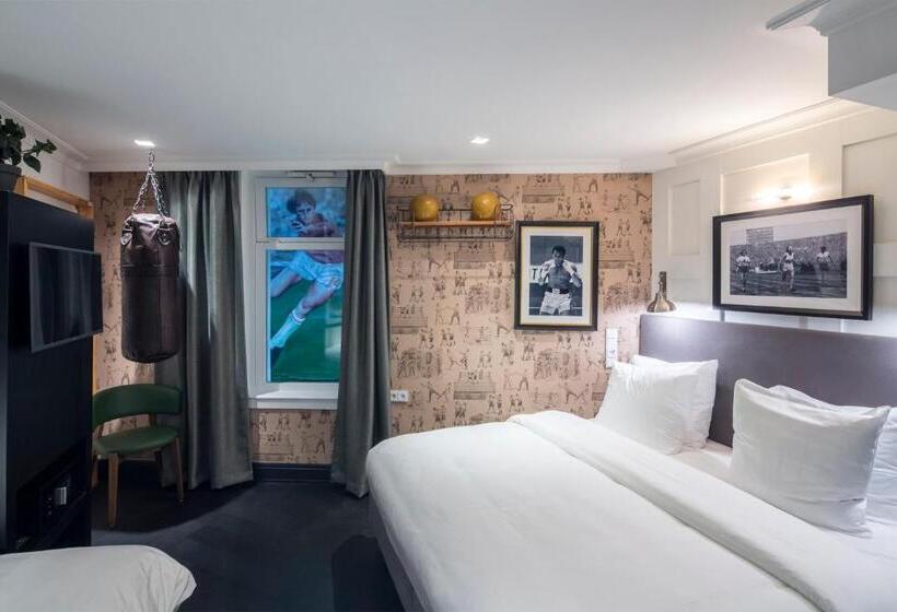 Quarto Triplo Deluxe, The Highland House