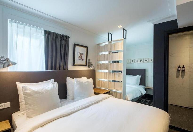 Quarto Triplo Deluxe, The Highland House