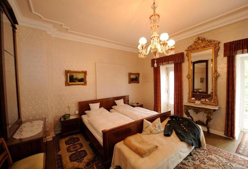 Quarto Estandar, Villa Grunewald