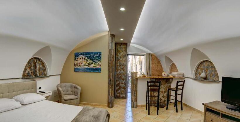 バルコニー付きスタンダードルーム, Cuore Di Sorrento Suites