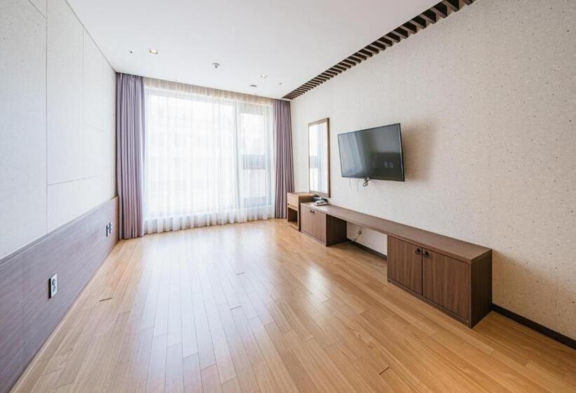 Номер Стандарт Трехместный, Air City Jeju