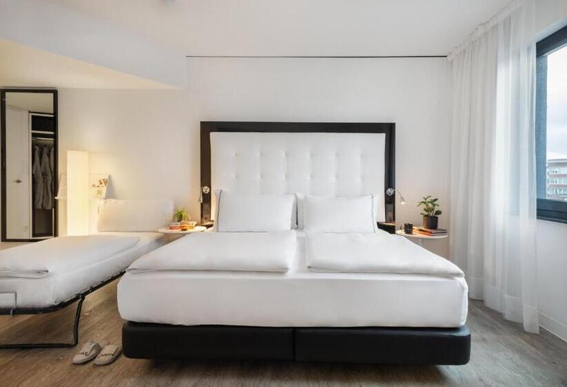 家庭间, Innside By Meliá Hamburg Hafen