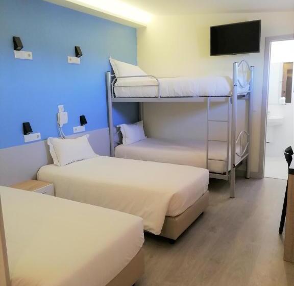 اتاق خانوادگی, Suites & Hostel Cidade Aveiro