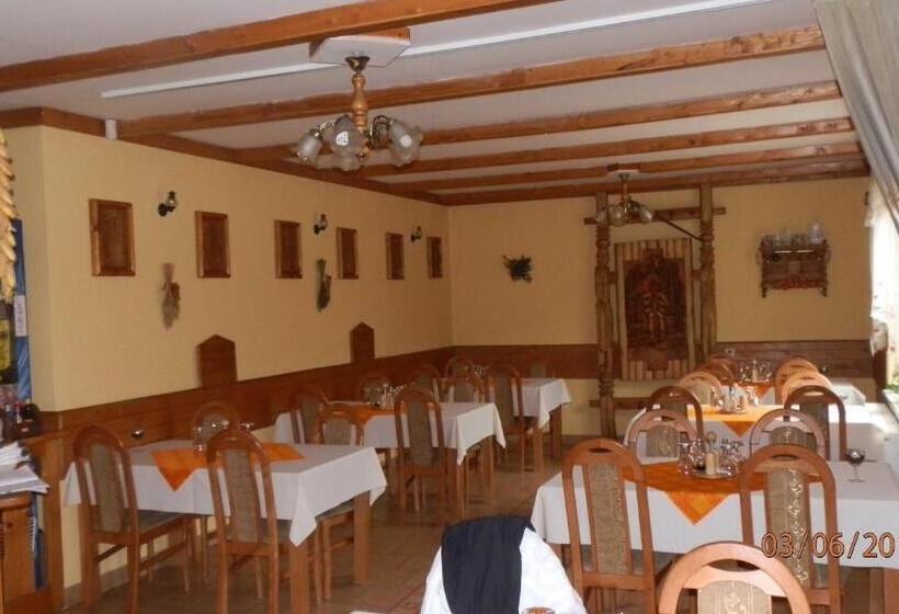 Apartamento 1 Dormitório com Sacada, Penzión Marína Pri Slovenskej Reštaurácii