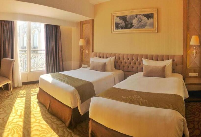Номер Deluxe, Grand Keisha Yogyakarta