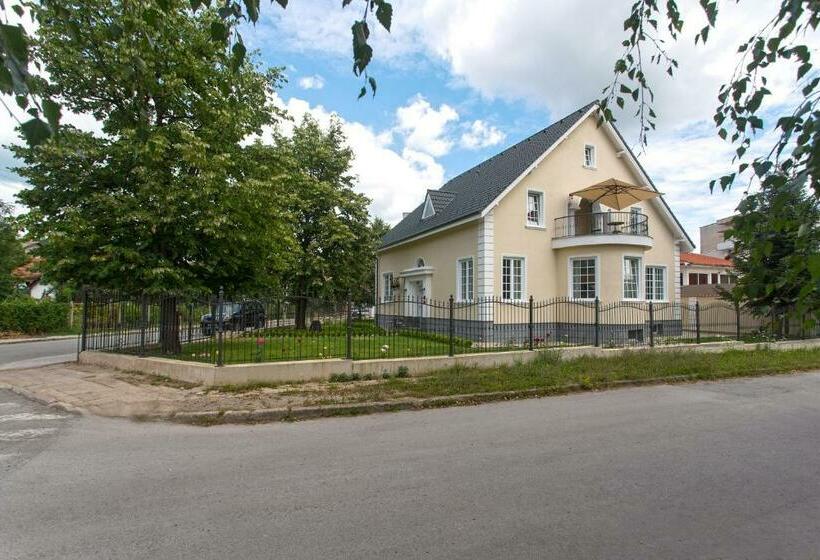 Номер Deluxe, Green Hill Guest House