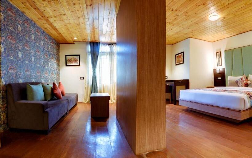 豪华房间, Udaan Woodberry Hotel & Spa