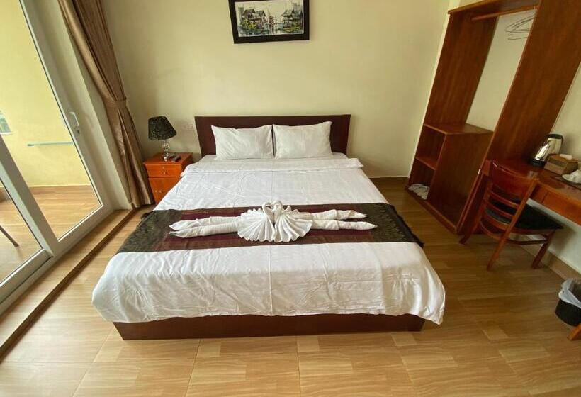 Номер Deluxe с Балконом, Phnom Penh Le Vincent