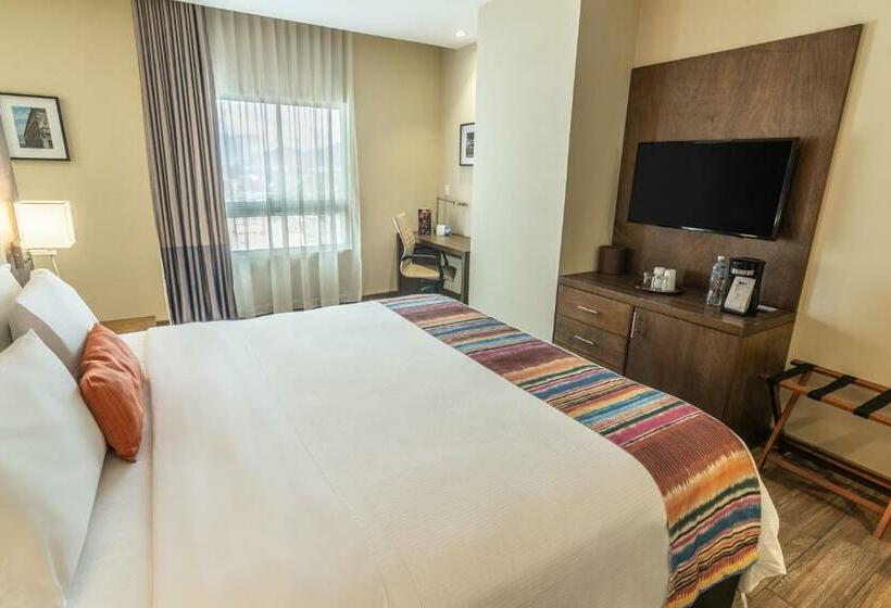 带大床的标准间, Latam Hotel Plaza Pradera Quetzaltenango