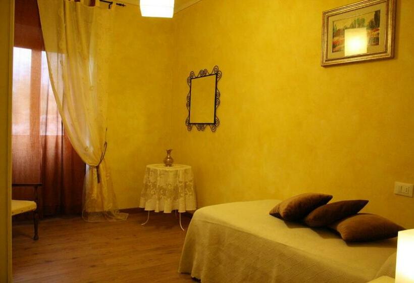 غرفة قياسية فردية حمام مشترك, Alla Corte Di Carla