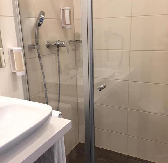 Семейный Номер, Novina Sleep Inn Herzogenaurach