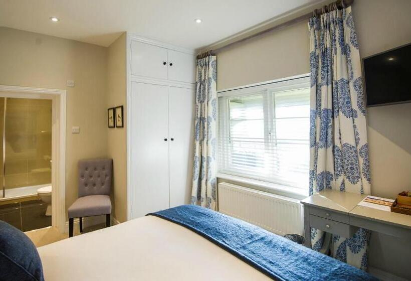 Номер Deluxe, Cowdray Lodge