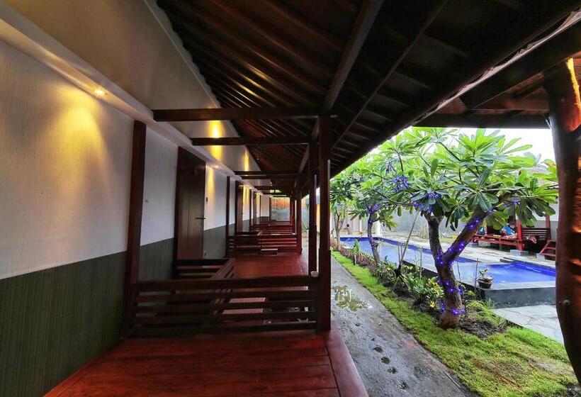 Номер Deluxe, Sari Gili Bungalow