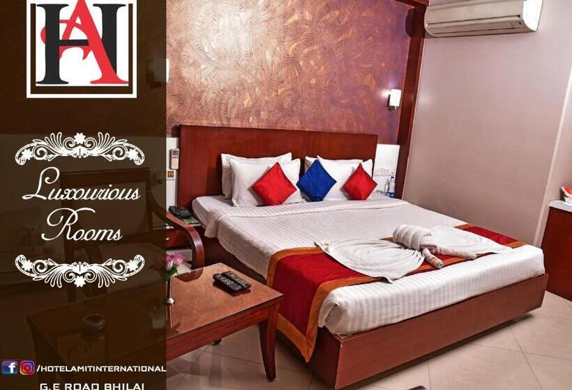 Номер Deluxe, Amit International