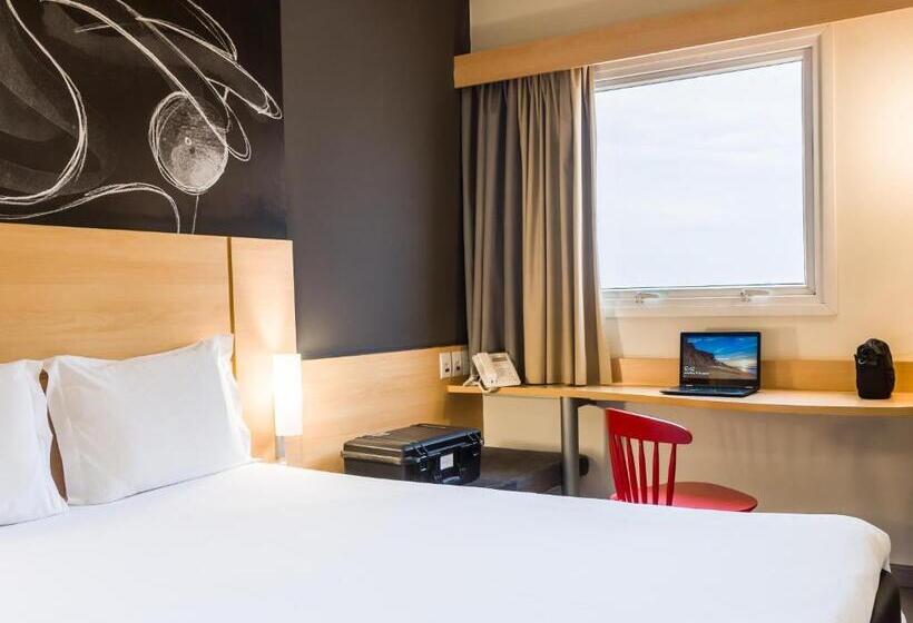 Номер Стандарт, Ibis Uberaba