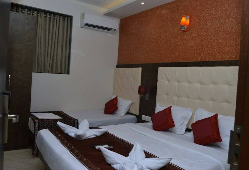 带共用浴室的标准房间, Sun Star Residency