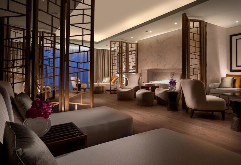 سوئیت پرزیدنت, The St. Regis Astana