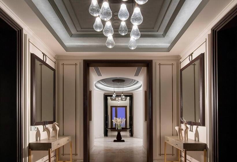 سوئیت پرزیدنت, The St. Regis Astana